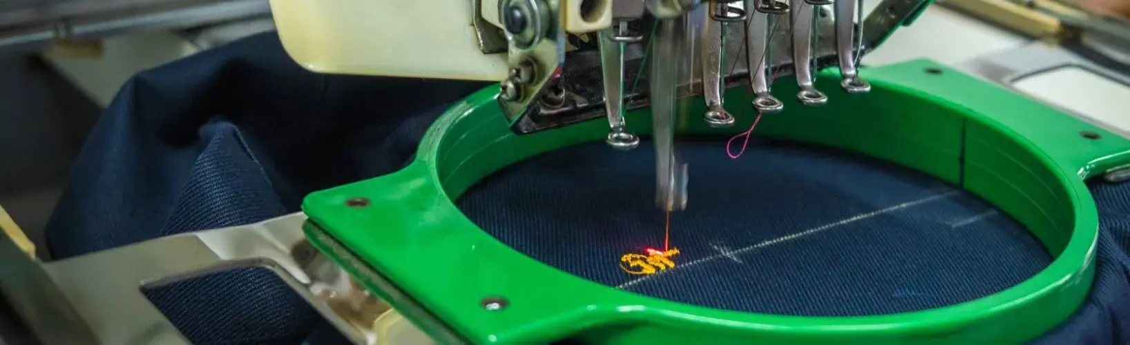 Найякісніші способи нанесення логотипа на одяг