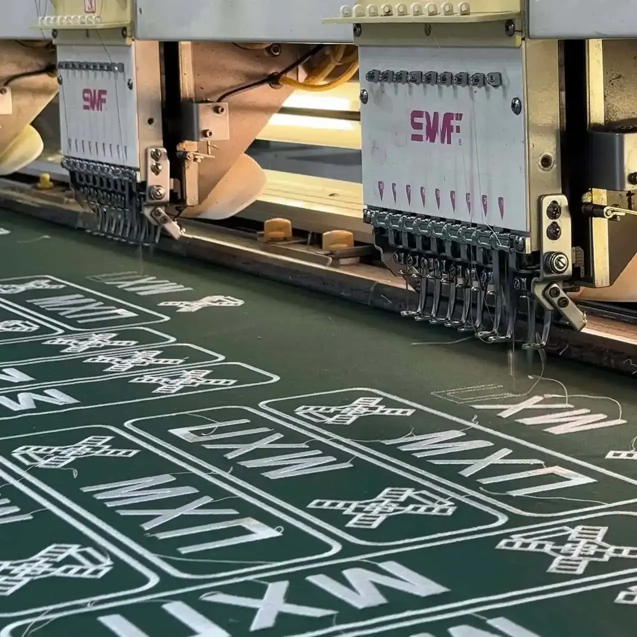 Портфоліо вишивки логотипів