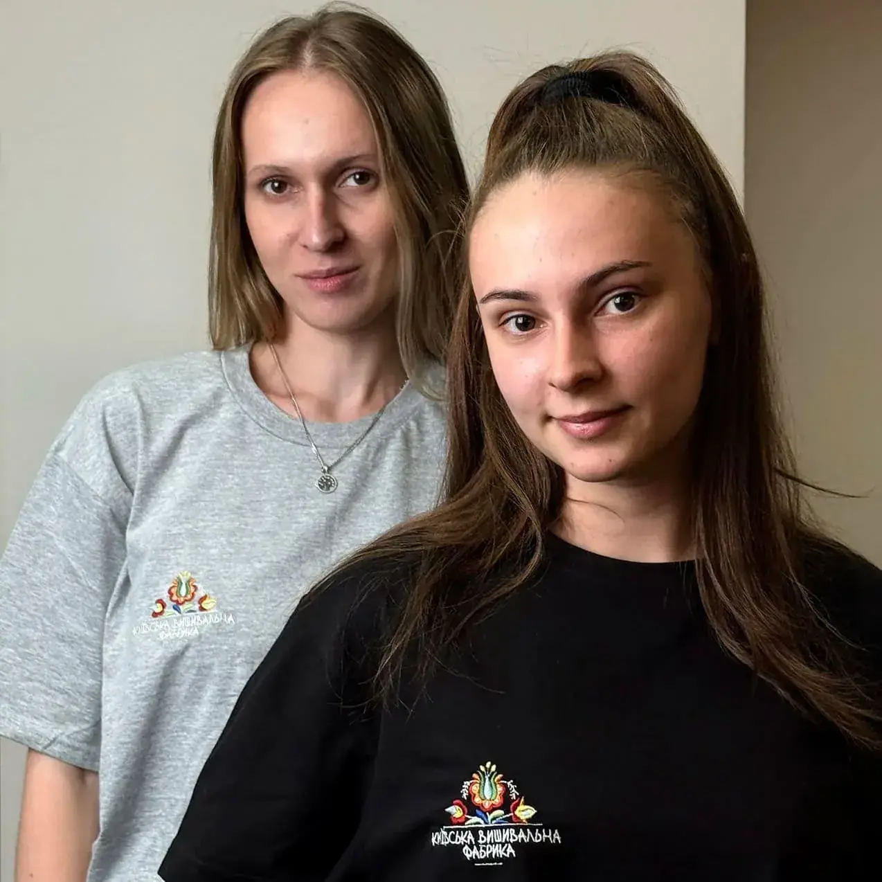 Вишивка на футболках - приклади робіт