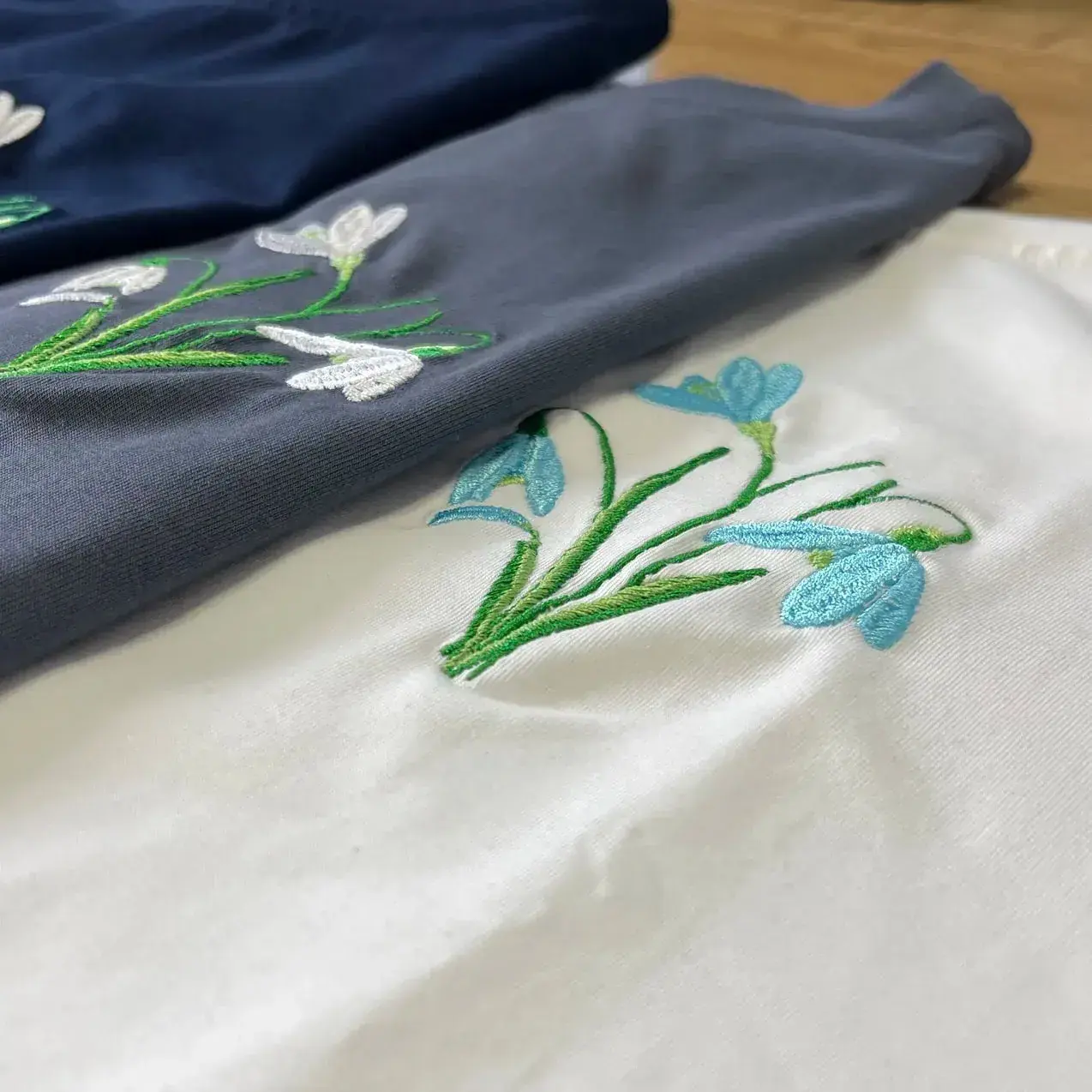 Вишивка на футболках - приклади робіт