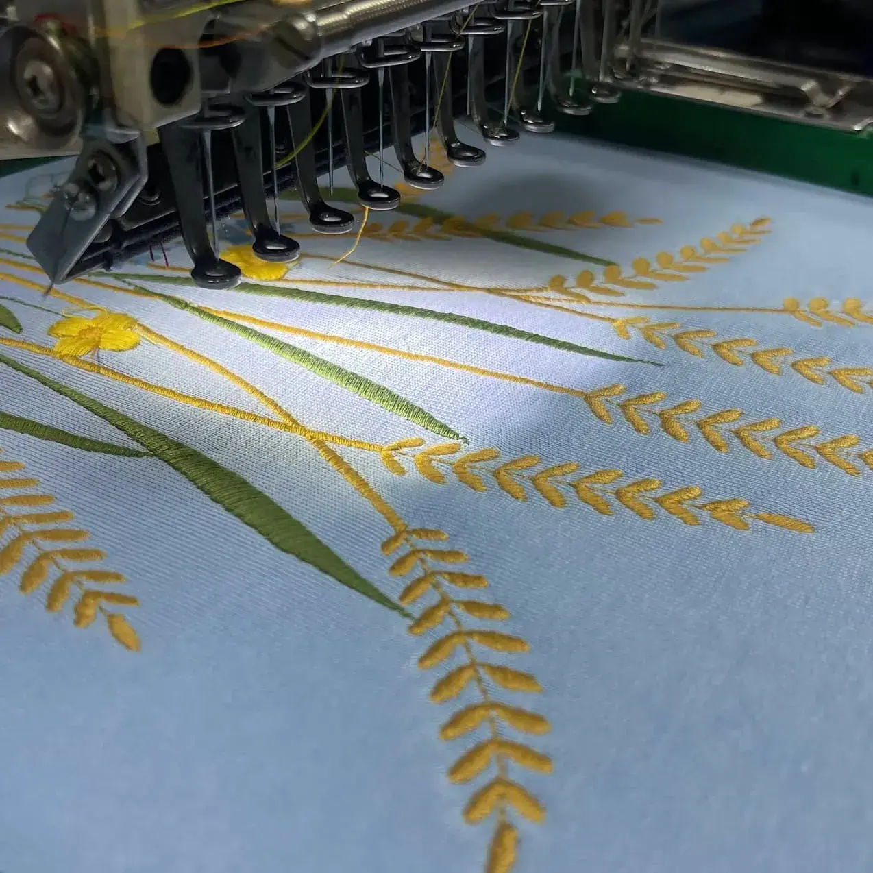 Вишивка на худі - портфоліо